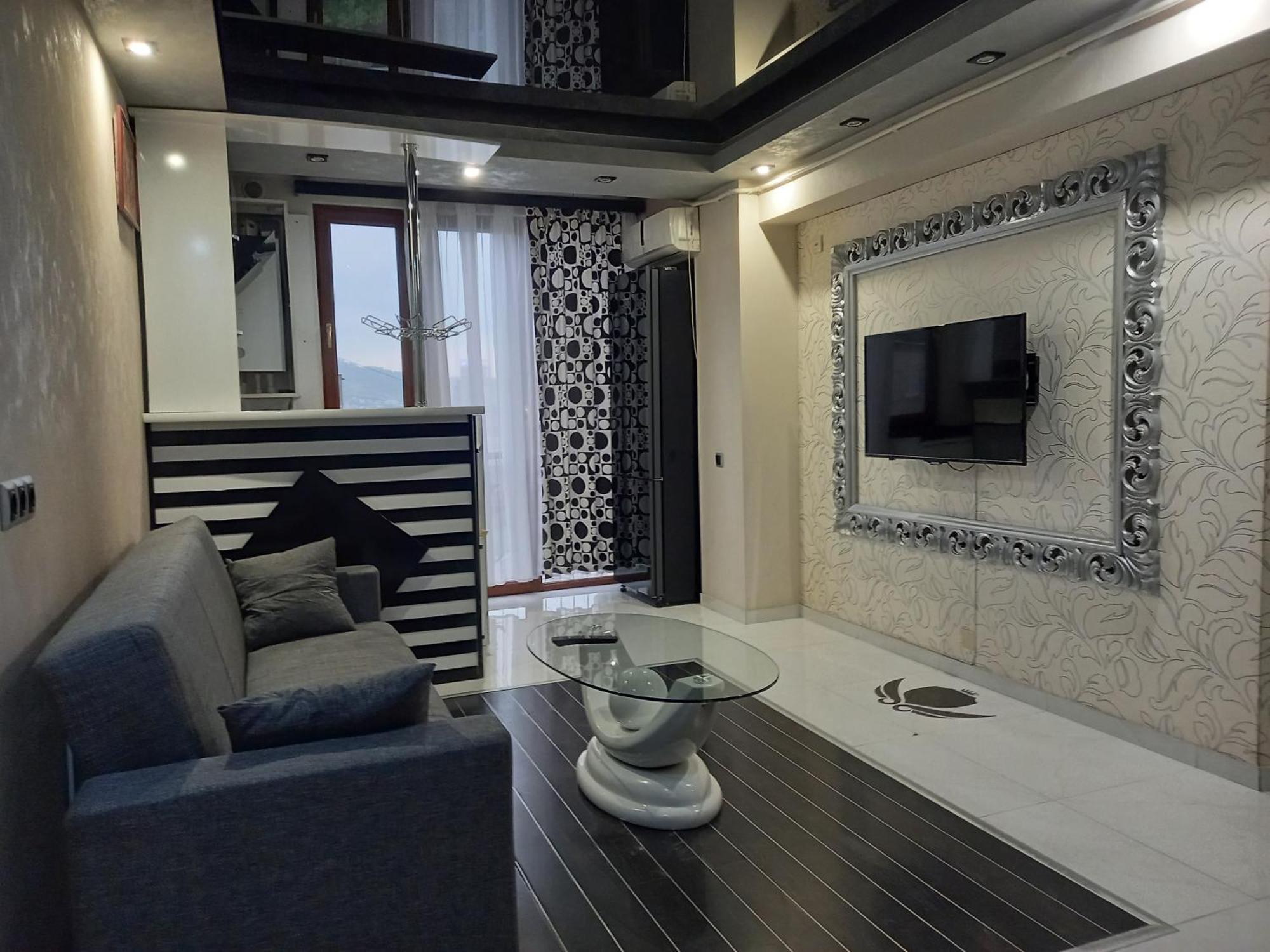 Gevorg'S Appartment 耶烈万 外观 照片