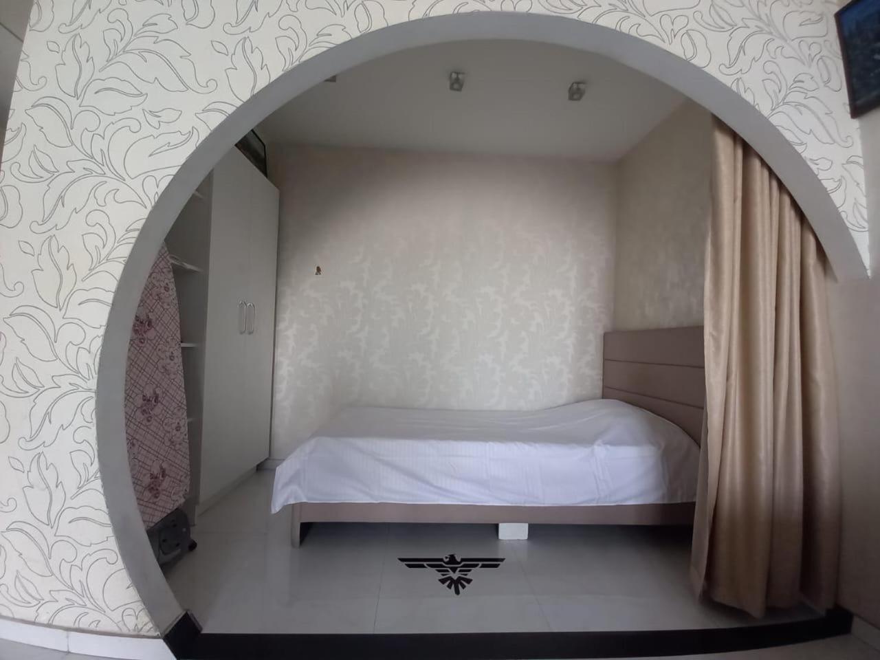 Gevorg'S Appartment 耶烈万 外观 照片